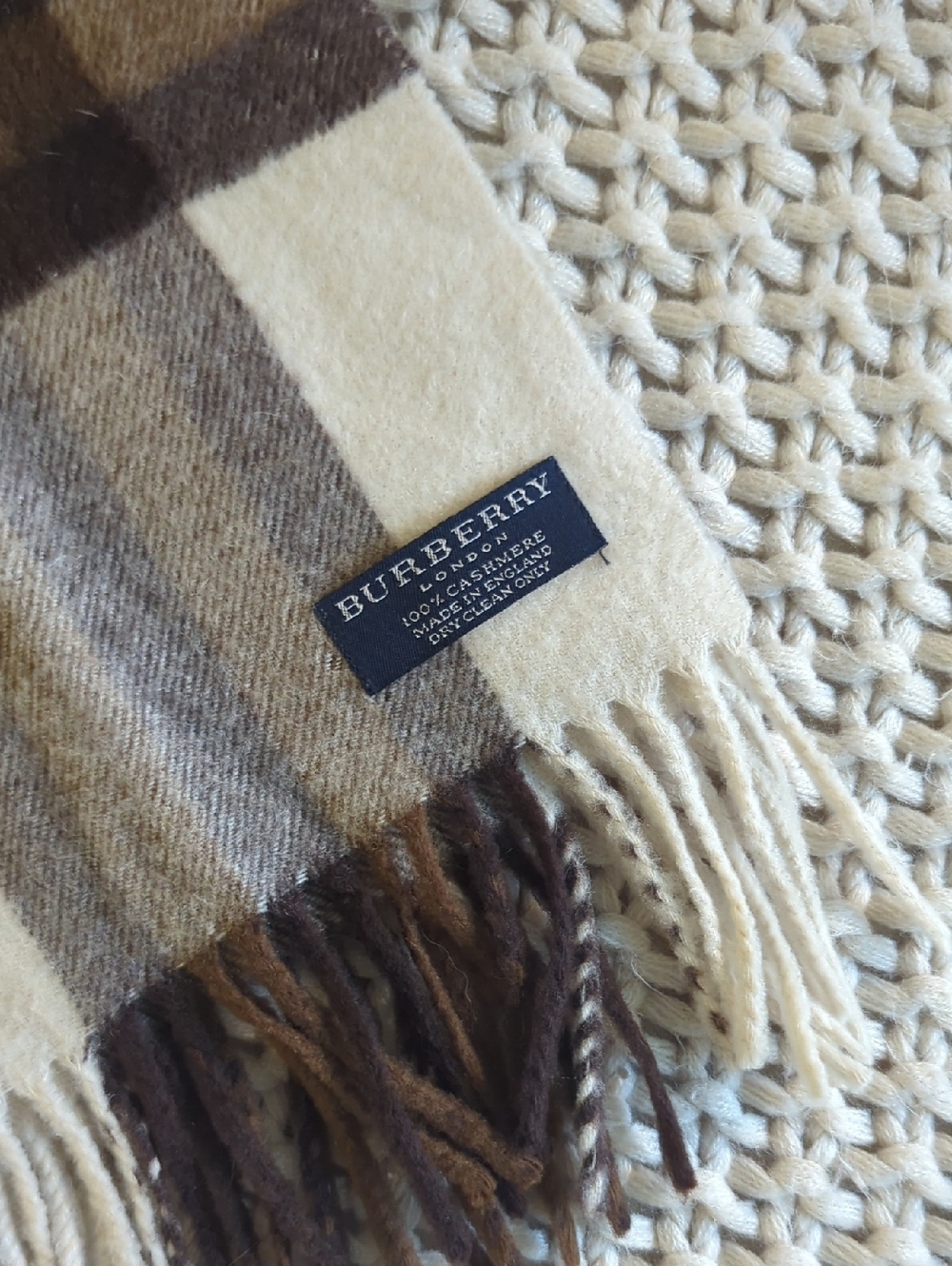 Burberry London 100% Cashmere Nova Check Scarf In Cream And Brown With Yellow - Picture 2 of 7